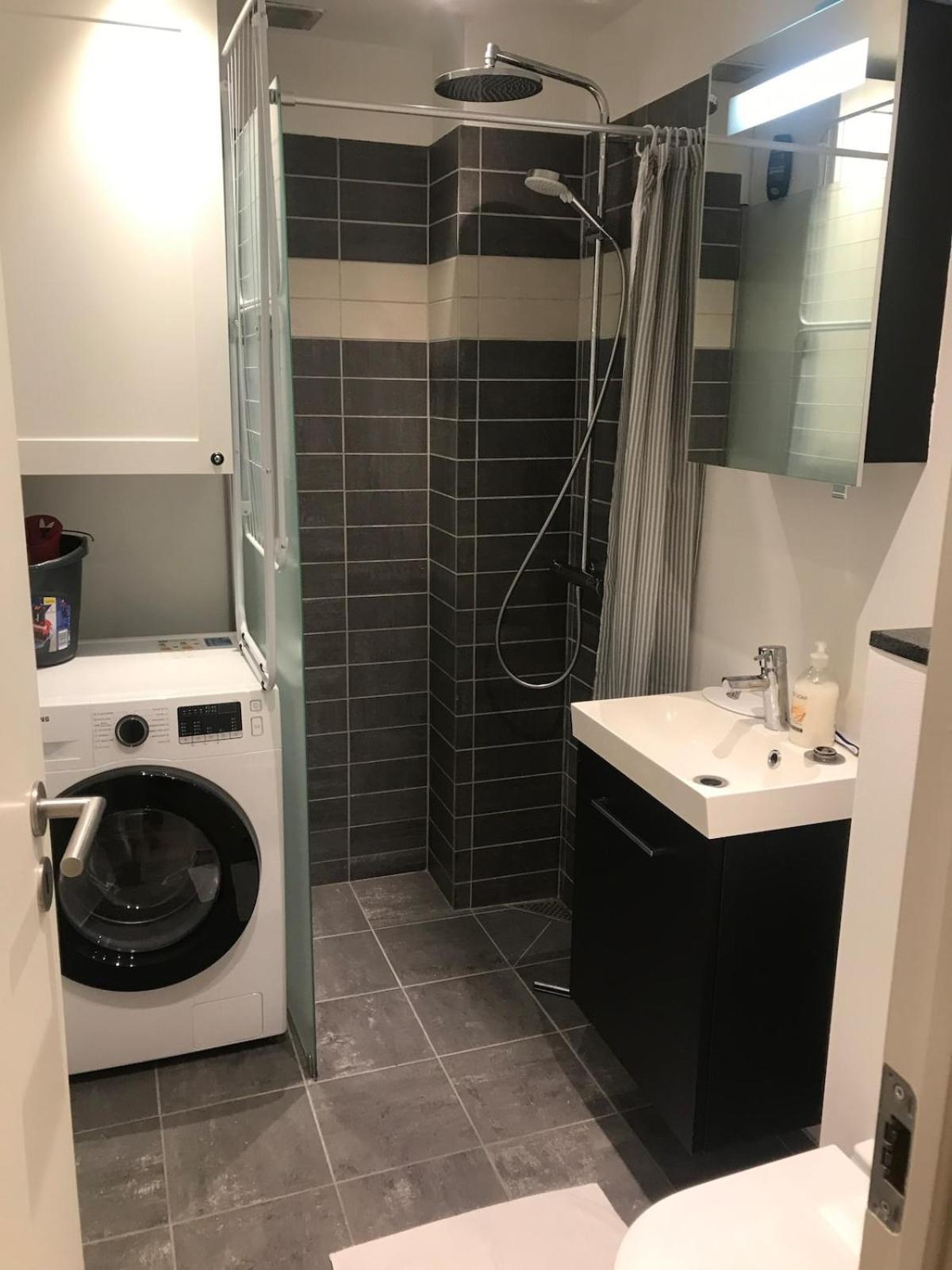 Small But Cozy 1 Bedroom With Living Apartment